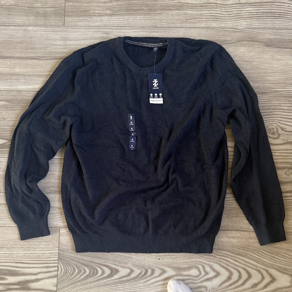 Izod Men's Dark Sweater NWT